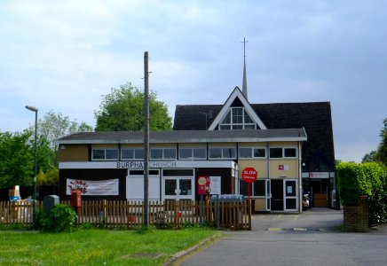 Church of the Holy Spirit, New Inn Lane, Burpham (May 2014) (2)