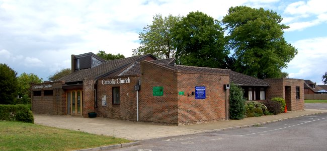 Church of the Immaculate Conception, Bells Lane, Stubbington (May 2019) (4)