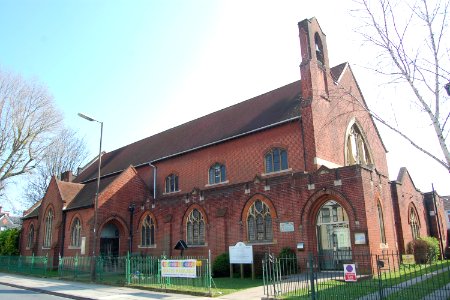 Church of the Ascension, Stubbington Avenue, North End, Portsmouth (March 2019) (4)