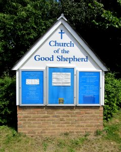 Church of the Good Shepherd, Coldharbour Road, Pyrford (June 2015) (1)