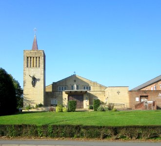 Church of Our Lady Immaculate and St Philip Neri, High Street, Uckfield (September 2016) (1)