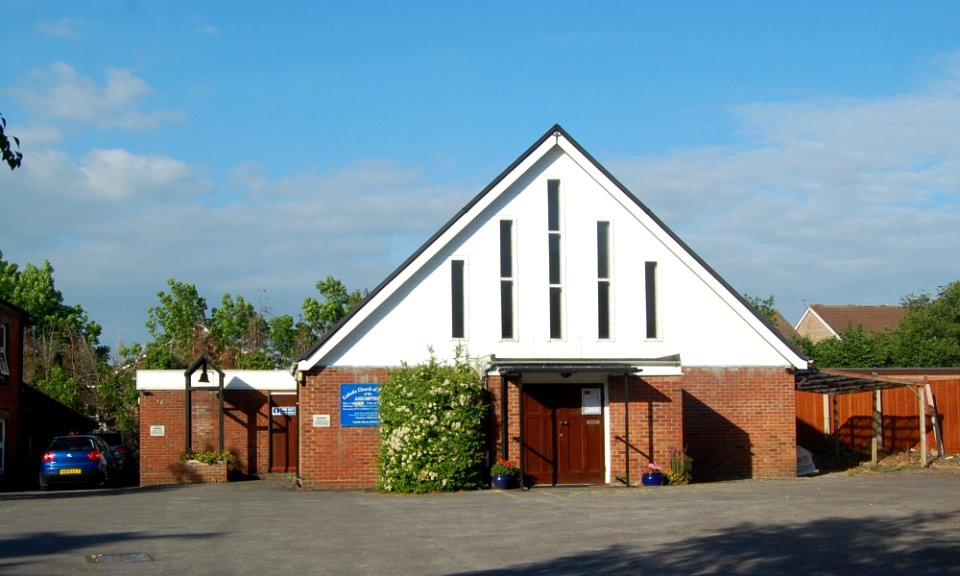 Church of Our Lady of the Assumption, Freegrounds Road, Hedge End (May 2019) (4)