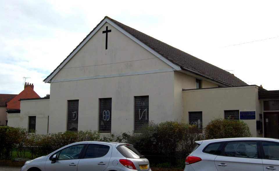 Church of Our Lady of Lourdes (RC), Bransbury Road, Eastney, Portsmouth (October 2017) (1)