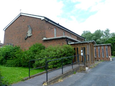 Church of the Epiphany, Mansfield Drive, Merstham (June 2013) (5)