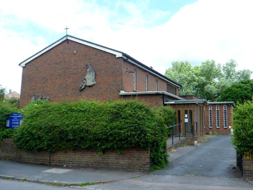 Church of the Epiphany, Mansfield Drive, Merstham (June 2013) (4)