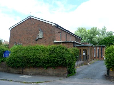 Church of the Epiphany, Mansfield Drive, Merstham (June 2013) (4)