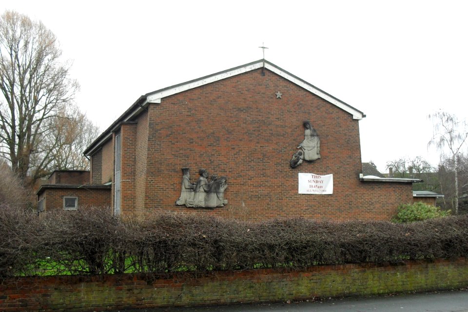 Church of the Epiphany, Mansfield Drive, Merstham (January 2010) (2)