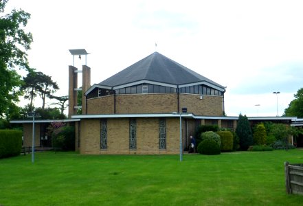 Church of the English Martyrs, Vicarage Lane, Horley (June 2013)