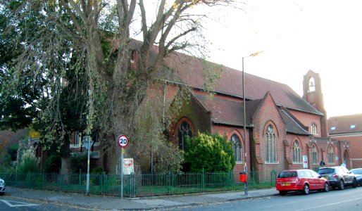 Church of the Ascension, Stubbington Avenue, North End, Portsmouth (October 2017) (2)