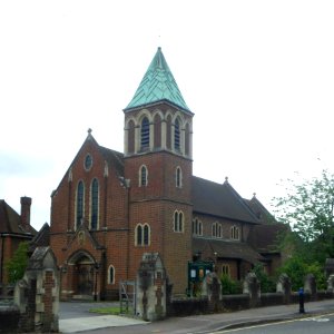 Church of the Holy Family, Yorke Road, Reigate (June 2013) (3)