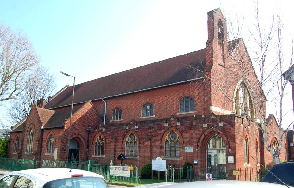 Church of the Ascension, Stubbington Avenue, North End, Portsmouth (March 2019) (5)