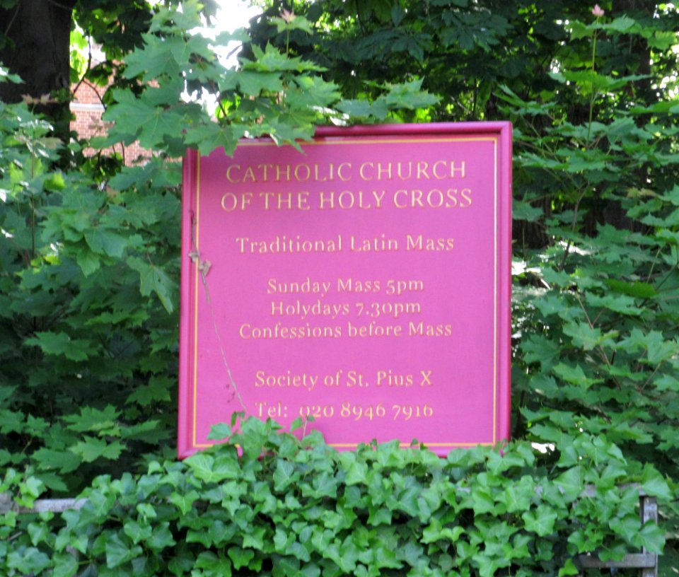 Church of the Holy Cross, Sandy Lane, Maybury, Woking (June 2015) (Noticeboard)