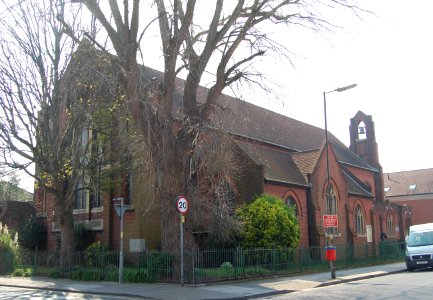 Church of the Ascension, Stubbington Avenue, North End, Portsmouth (March 2019) (2)