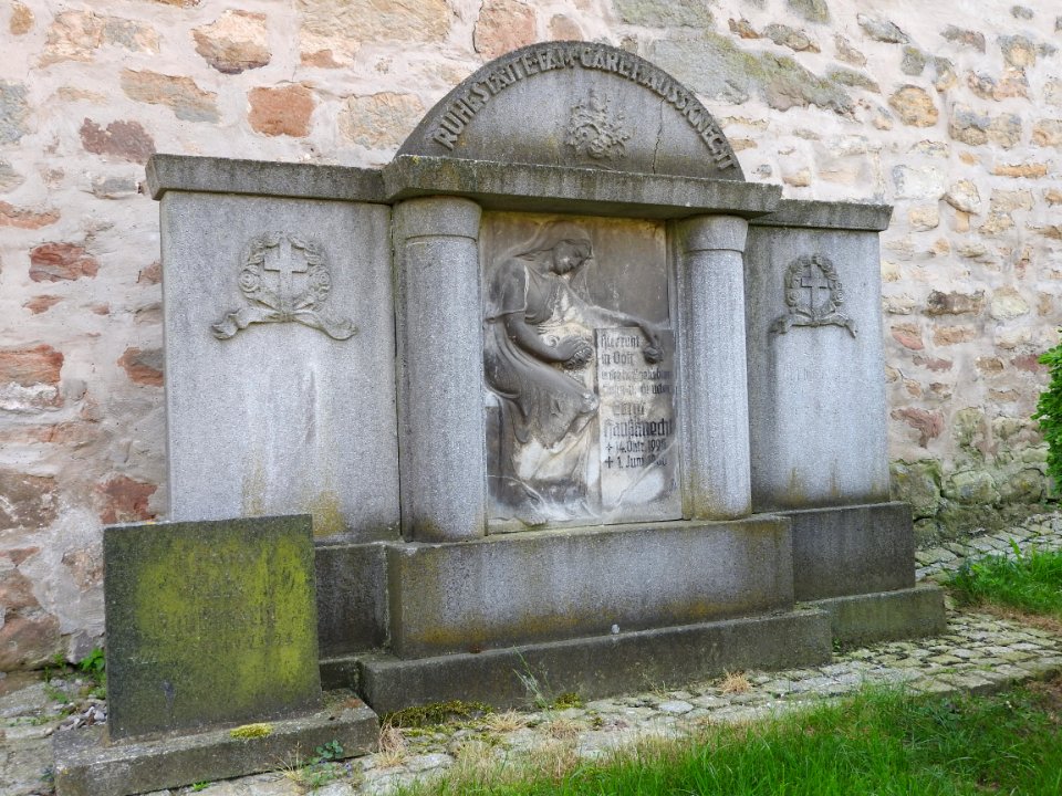 Church Hauteroda 1
