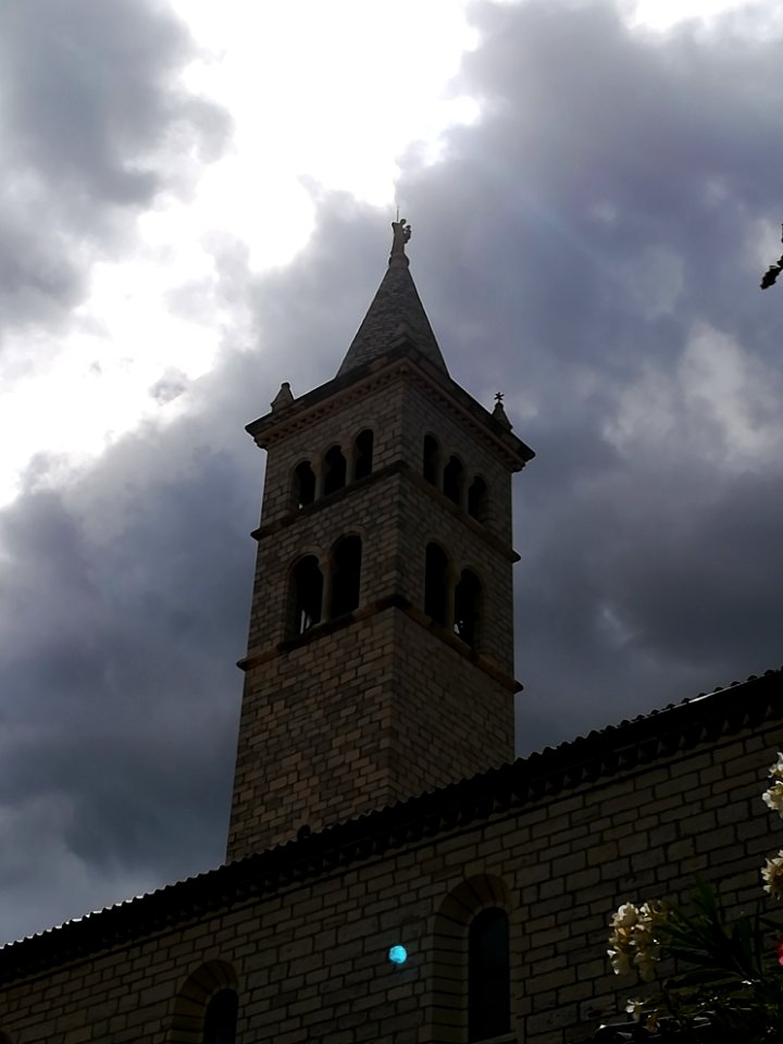 Church in Pula 03