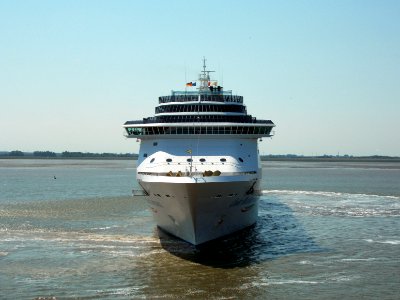 Cruise ship Costa Mediterranea 2018-08-03 (1)