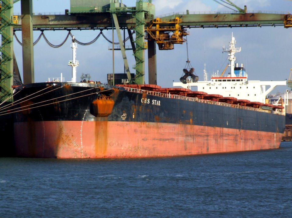 CHS Star - IMO 8907905 - Callsign 3EAV9 p2, Mississippi harbour, Port of Rotterdam, Holland 10-Dec-2006