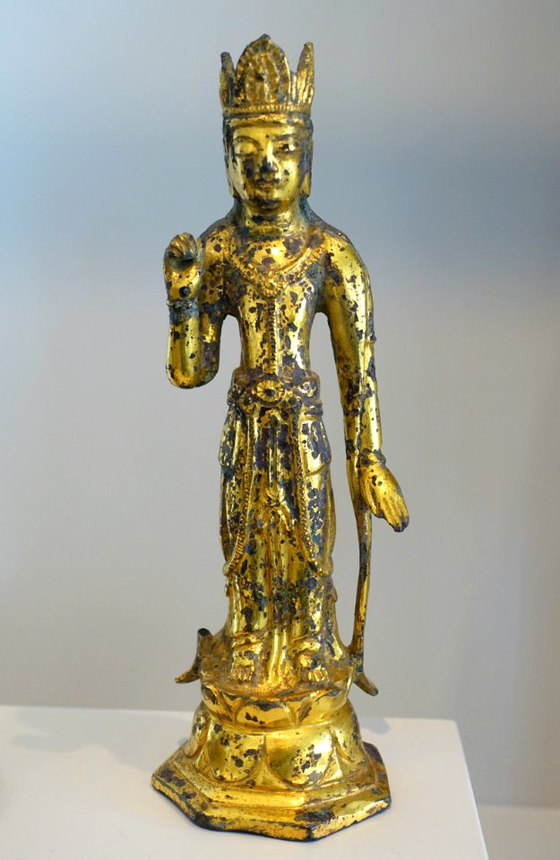Crowned Bodhisattva, probably Mahasthamaprapta, Korea, Three Kingdoms period, probably Paekche kingdom, 600-650 AD, gilt bronze - Arthur M. Sackler Museum, Harvard University - DSC00875