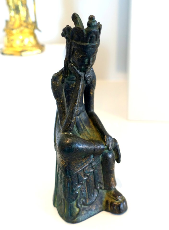 Crowned, Pensive Bodhisattva, probably Maitreya, Korea, Three Kingdoms period, probably Silla kingdom, late 6th to early 7th century AD, bronze - Arthur M. Sackler Museum, Harvard University - DSC00877