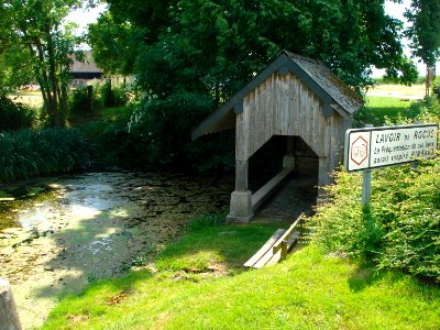 Chuffilly-Roche, Lavoir de Roche (village de Rimbaud)