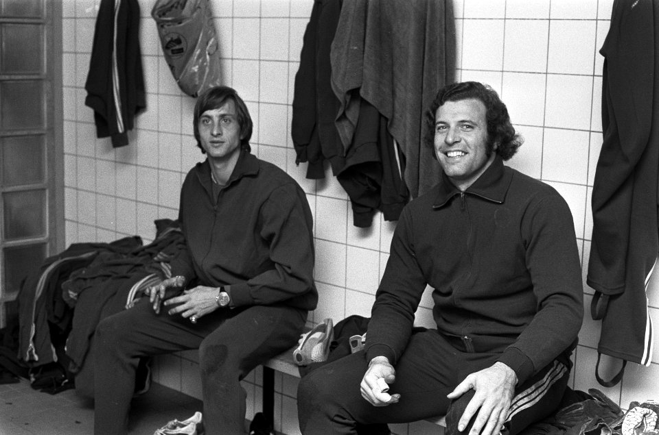 Cruijff (links) en Stuy, Bestanddeelnr 926-8246
