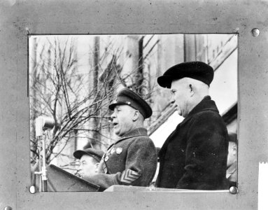 Chroestsjew (portret) 1937, Bestanddeelnr 914-5778