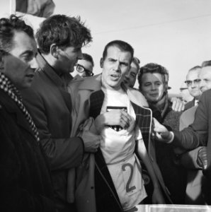 Cross van Le Soir in Brussel Voorop de Belg Henri Clerckx die gaat winnen, Bestanddeelnr 915-7763
