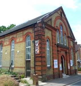 Crossways Community Baptist Church, Junction Road, Dorking (July 2013) (5)