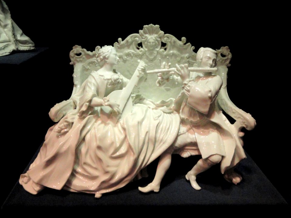 Crinoline Group, Musicians, about 1737, Meissen Porcelain Factory, Germany, modeled by Johann Joachim Kandler, porcelain - Cleveland Museum of Art - DSC09028