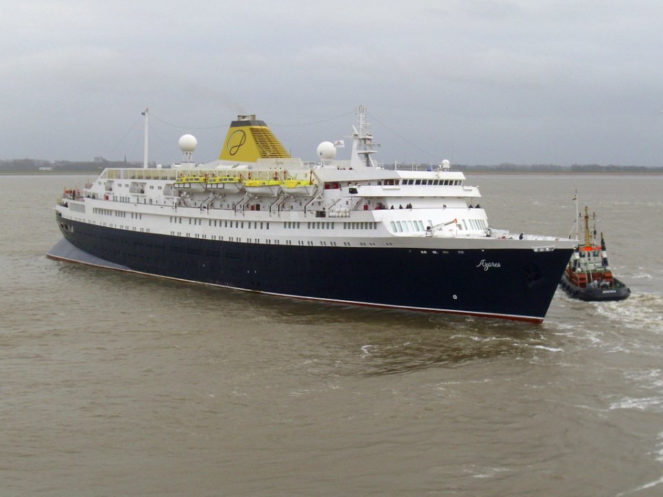 Cruise ship Azores (2)