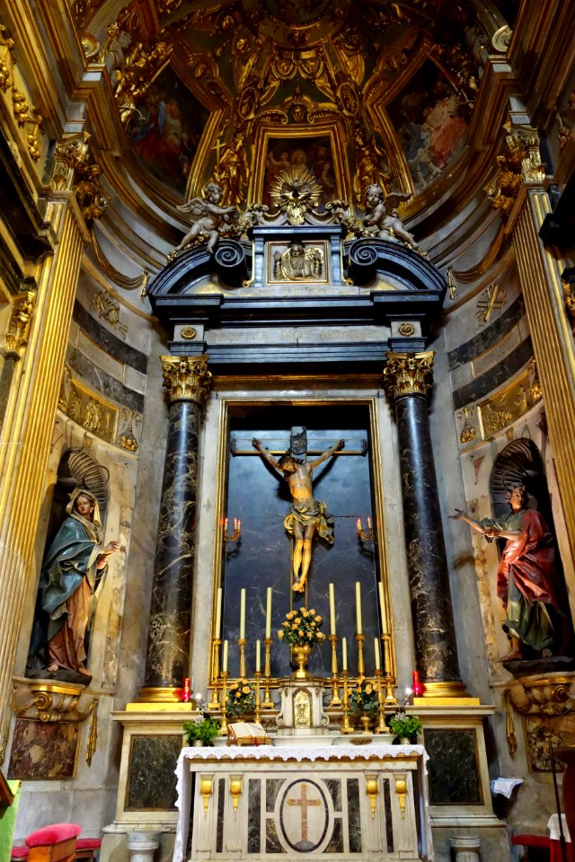 Crucifix, Madonna, and St John, attributed to Anton Maria Maragliano (1664-1739) - Santa Maria delle Vigne (Genoa) - DSC03351