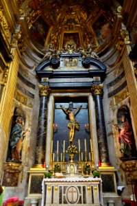 Crucifix, Madonna, and St John, attributed to Anton Maria Maragliano (1664-1739) - Santa Maria delle Vigne (Genoa) - DSC03351