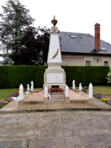 Cuffies (Aisne) monument aux morts