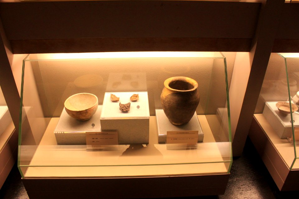 Cultural relics on display in Shenzhen Museum13