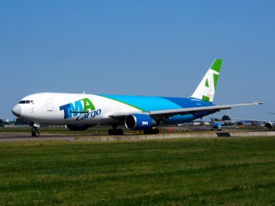CS-TLZ TMA Boeing 767-375(ER)(BDSF) - cn 24086, taxiing 21july2013 pic-004