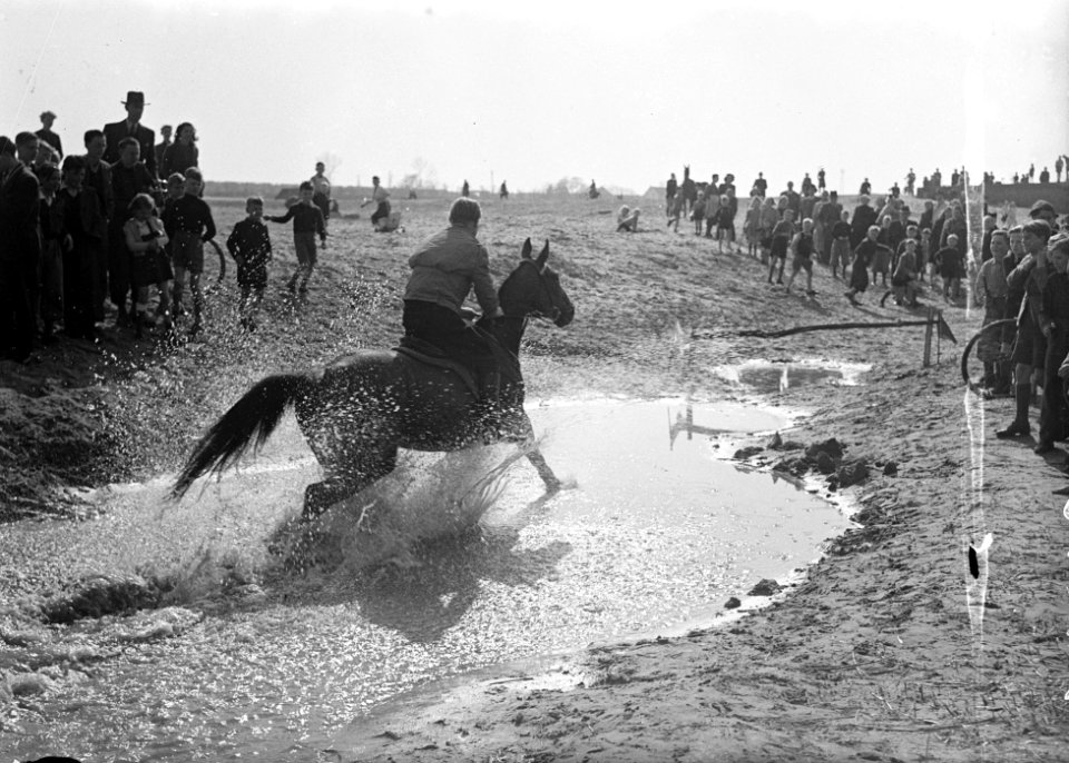 Cross-Country Amsterdam, Bestanddeelnr 902-1101