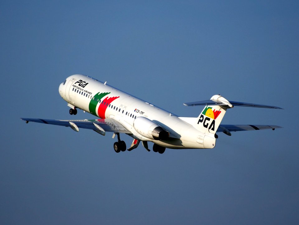 CS-TPF PGA Portugalia Fokker 100 take-off from Schiphol (AMS - EHAM), The Netherlands, 17may2014, pic-3