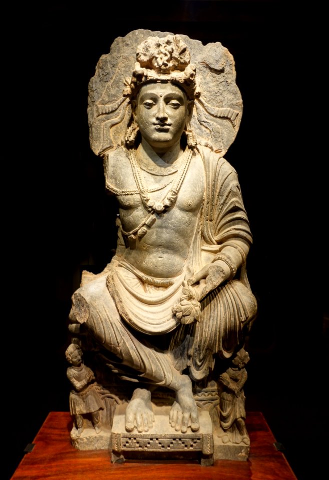 Cross-legged Bodhisattva, Mardan, Pakistan, Kushan dynasty, 100s-200s AD, schist - Tokyo National Museum - Tokyo, Japan