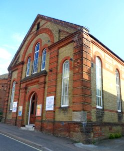Crossways Community Baptist Church, Junction Road, Dorking (July 2013) (2)