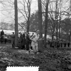 Crossloop kampioenschap van Nederland te Arnhem, H Vliet uit Arnhem, Bestanddeelnr 908-3496