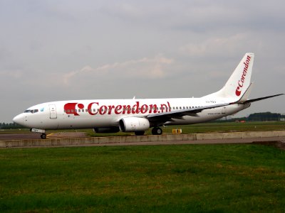 CS-TQU Corendon Dutch Airlines Boeing 737-8K2(WL) - cn 30646 taxiing 14july2013 pic-003