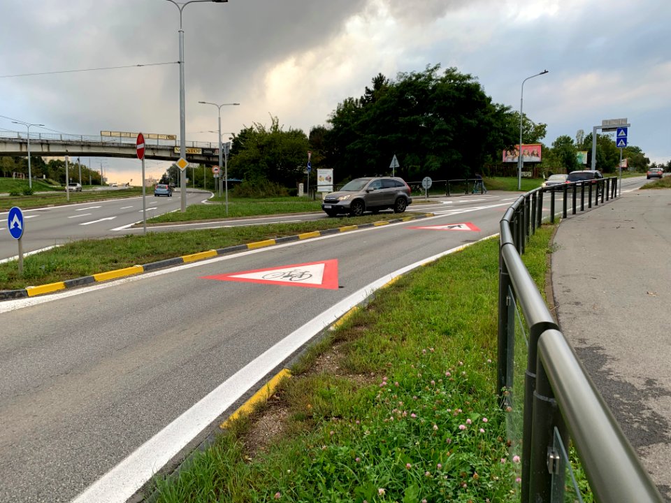 Crossing Road Marking - Trieda SNP Popradská Košice, SK