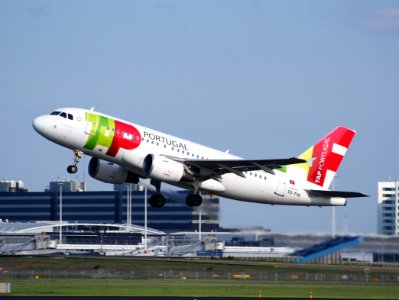 CS-TTR TAP - Air Portugal Airbus A319-112 take-off from Schiphol (AMS - EHAM), The Netherlands, 18may2014, pic-1