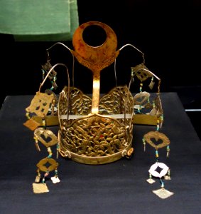 Crown for Deity Role (for Noh play), Edo period, 19th century - Tokyo National Museum - DSC06174