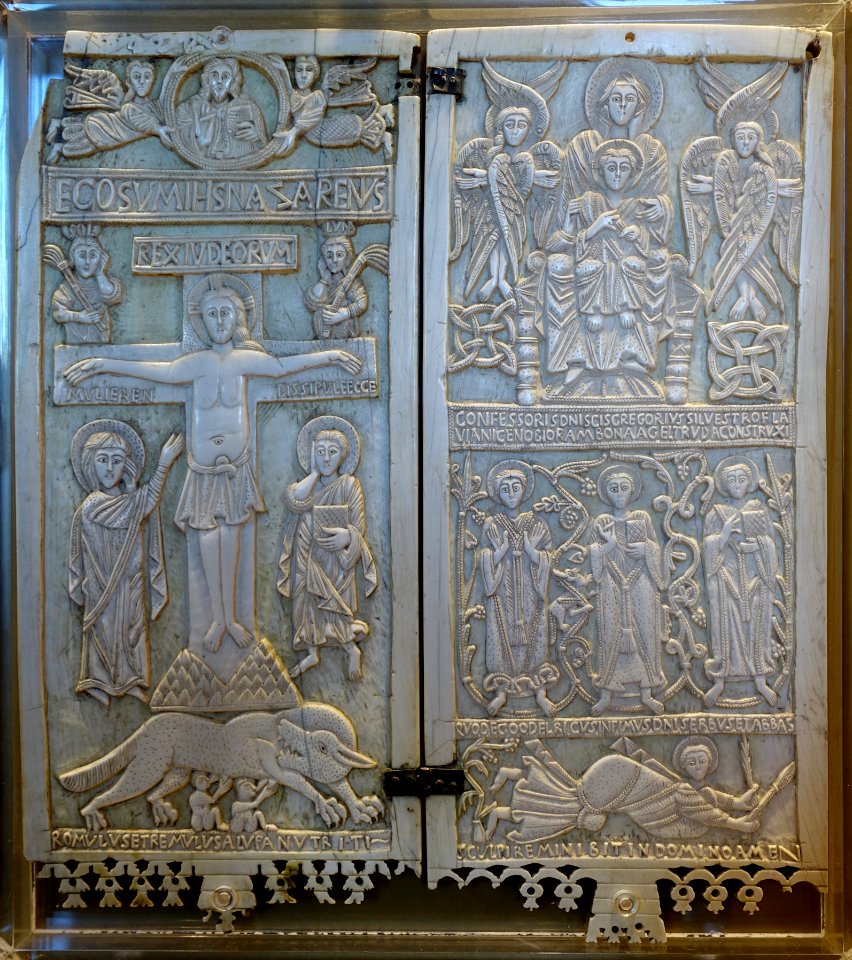 Crucifixion, Madonna in Majesty, and saints (Diptych of Rambona), south-central Italy, c. 900 AD, ivory - Vatican Museums - DSC00716
