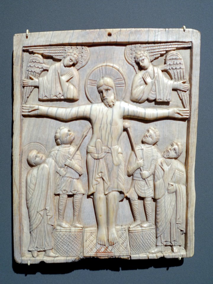 Crucifixion of Christ, Southern Italy, late 11th century, ivory - Bode-Museum - DSC03606