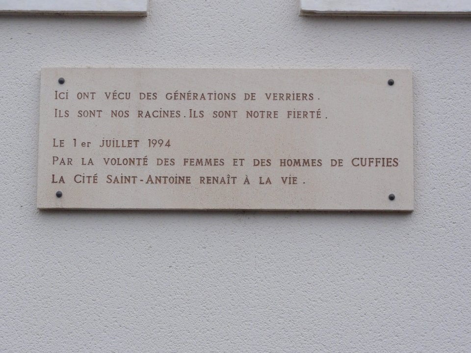 Cuffies (Aisne) plaque cité Saint-Antoine, cité des verriers