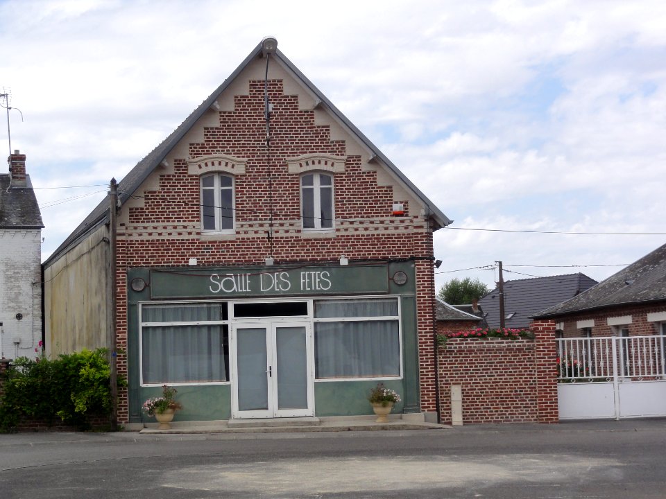 Cugny (Aisne) salle des fêtes