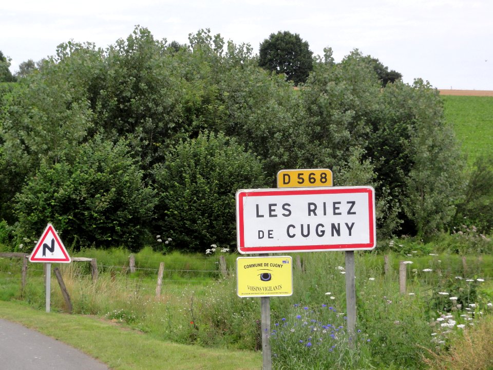 Cugny (Aisne) city limit sign Les Riez de Cugny