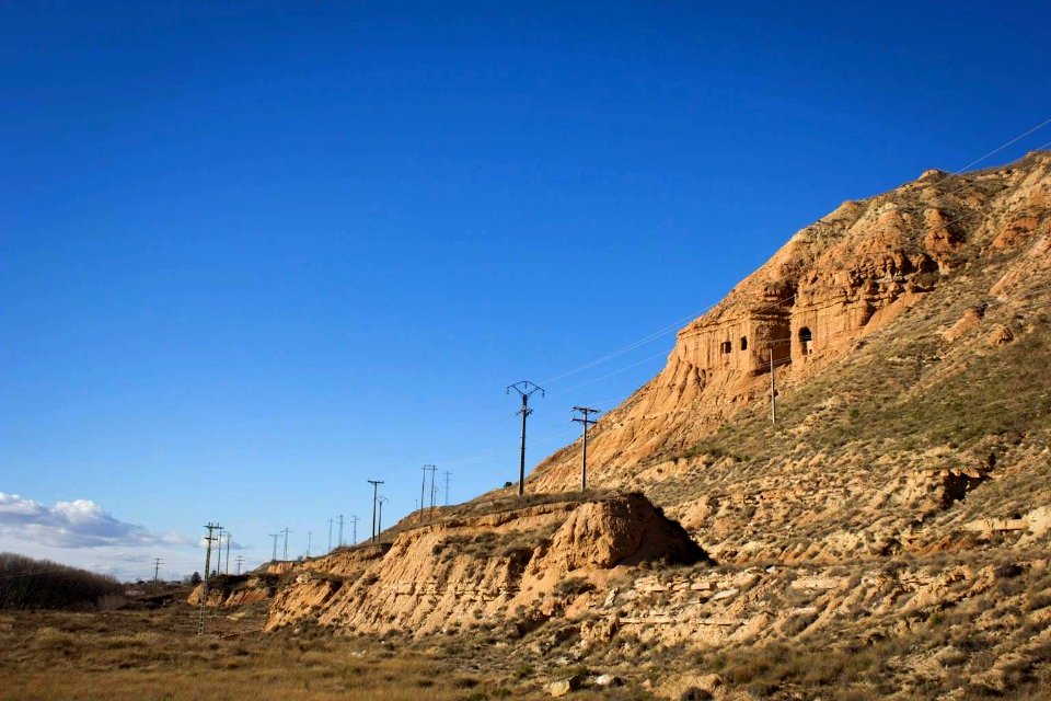 Cuevas en el monte Cantabria, Logroño